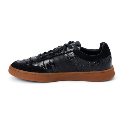 Quincy Low-Top Sneaker
