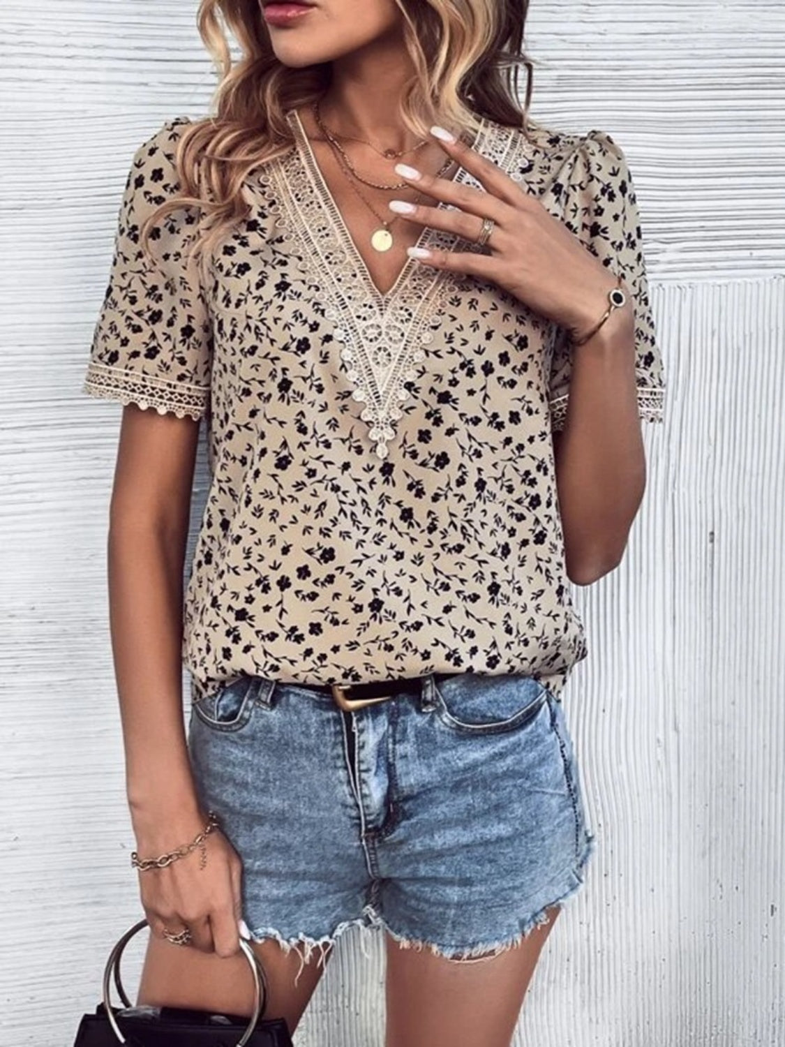 Printed V-Neck Short Sleeve Blouse